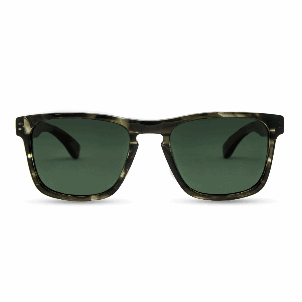 משקפי שמש מאצטט בגוונים אפור-ירוק בשילוב עדשות ירוקות וזרועות עץ - דגם Vulcan